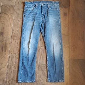 Levis 513